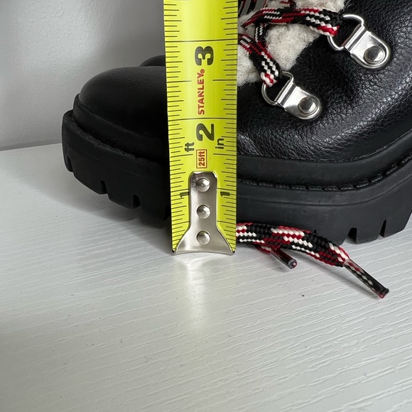 Universal Thread sherpa lined boot. Multi-colored lace up, combat style boot. - Picture 5 of 6